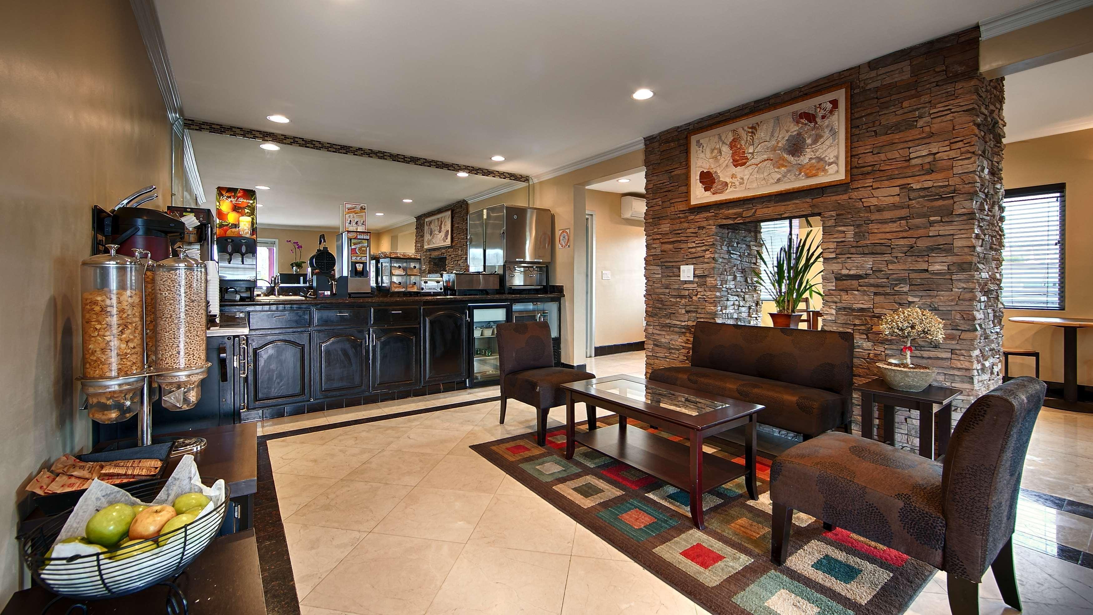 Best Western Westminster Inn Ngoại thất bức ảnh