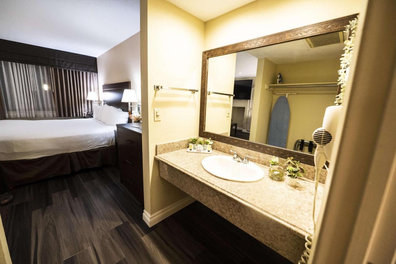 Best Western Westminster Inn Ngoại thất bức ảnh